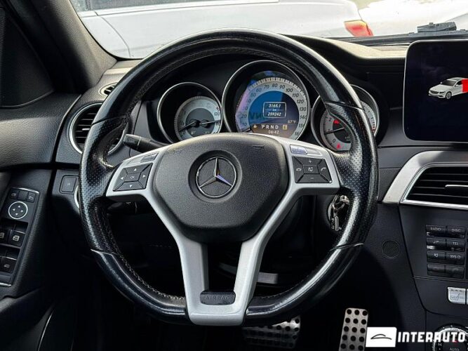 Mercedes C 250 42 interauto-car