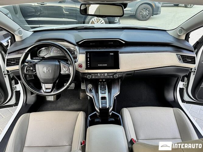 Honda Clarity 37 interauto-car