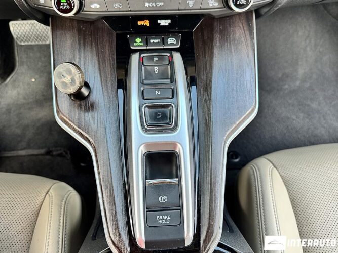 Honda Clarity 42 interauto-car