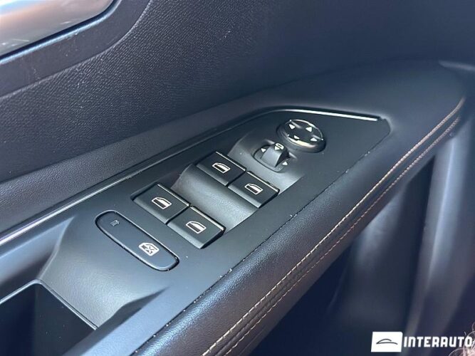 Peugeot 3008 40 interauto-car