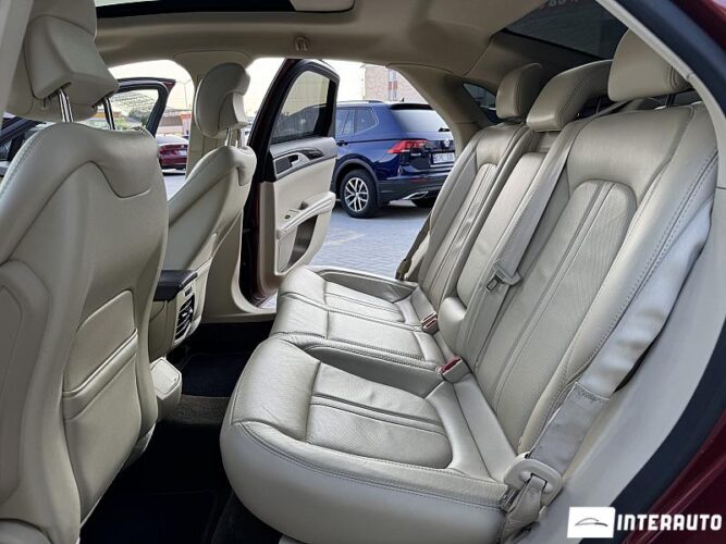 Lincoln MKZ 45 interauto-car