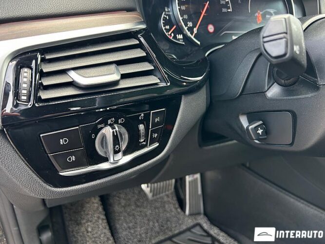 BMW 520 43 interauto-car