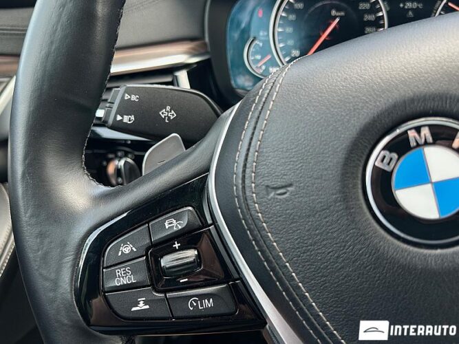 BMW 520 44 interauto-car