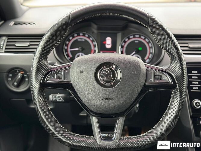 Skoda Octavia RS 37 interauto-car