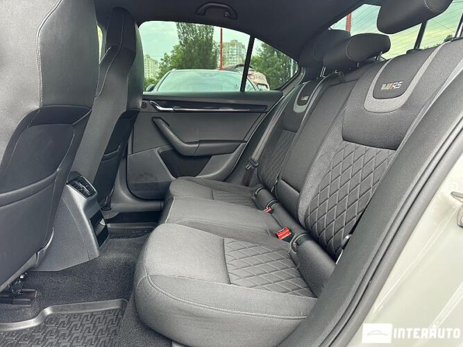 Skoda Octavia RS 43 interauto-car
