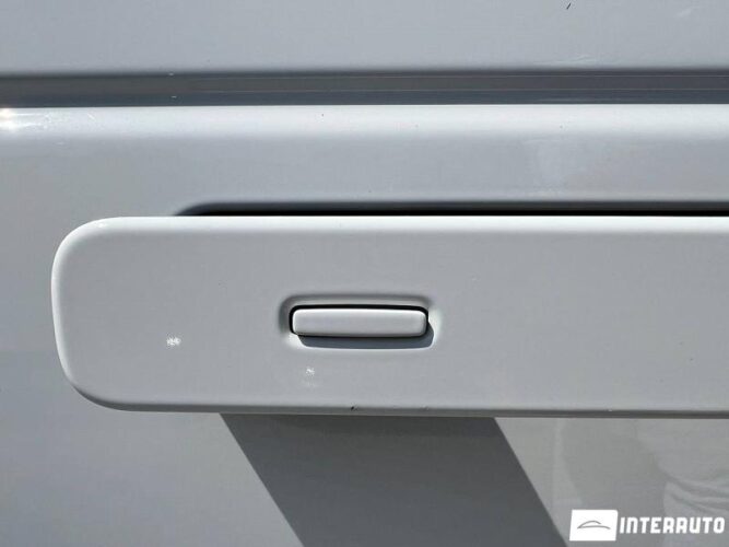 Land Rover Range Rover Velar 32 interauto-car