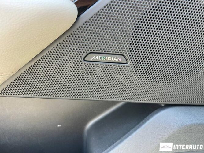 Land Rover Range Rover Velar 41 interauto-car