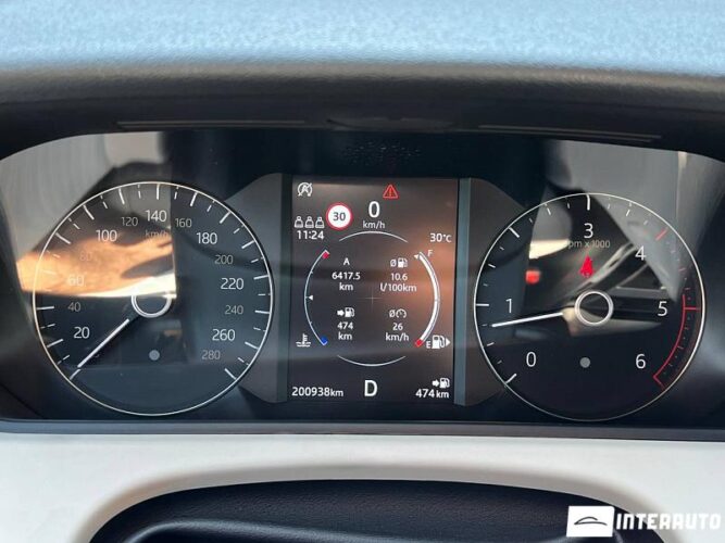 Land Rover Range Rover Velar 36 interauto-car