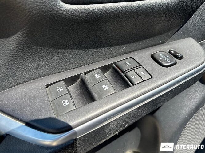 Toyota Camry 32 interauto-car