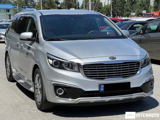Kia Carnival 35 interauto-car
