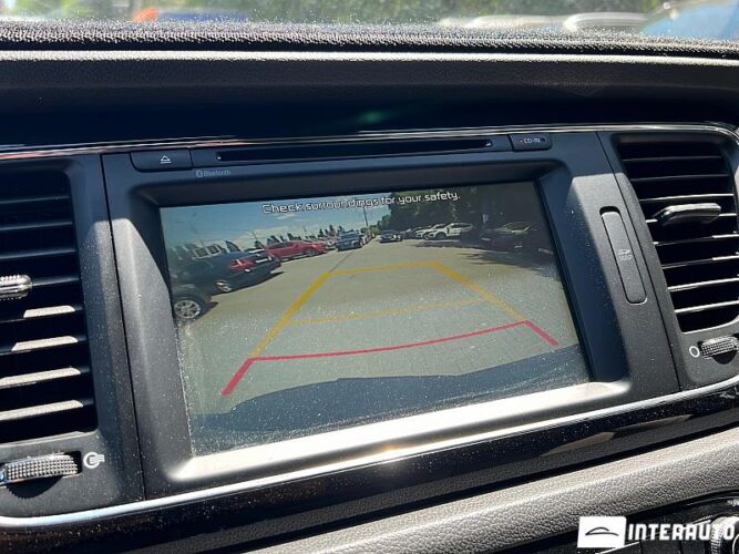 Kia Carnival 43 interauto-car