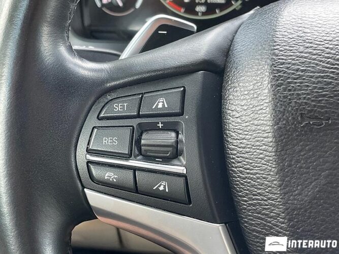 BMW X5 4.0e 44 interauto-car