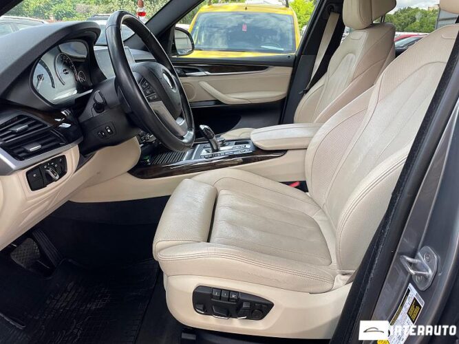 BMW X5 4.0e 40 interauto-car