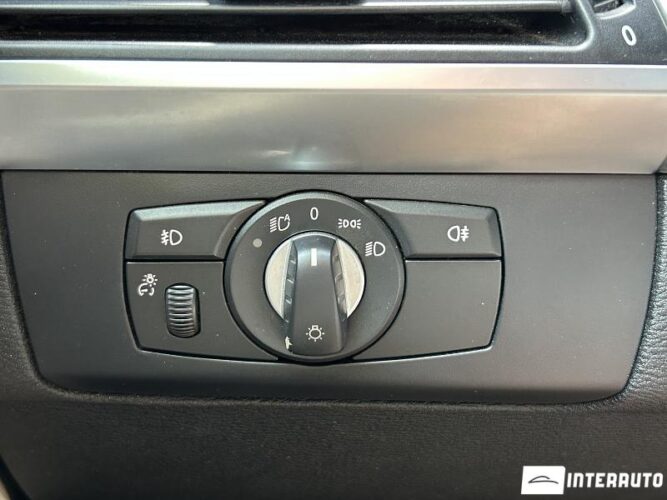 BMW X5 3.0D 40 interauto-car