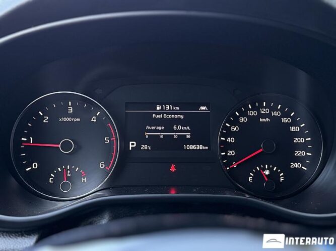 Kia Sportage 44 interauto-car