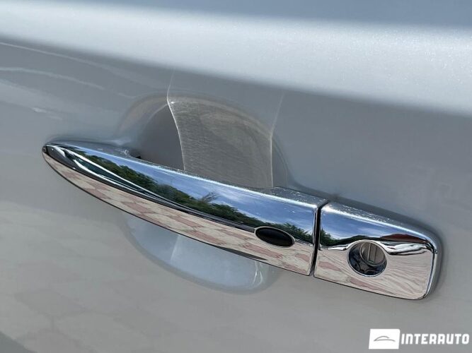 Nissan Leaf 36 interauto-car