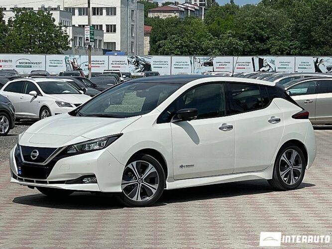 Nissan Leaf 32 interauto-car