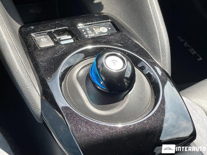 Nissan Leaf 45 interauto-car