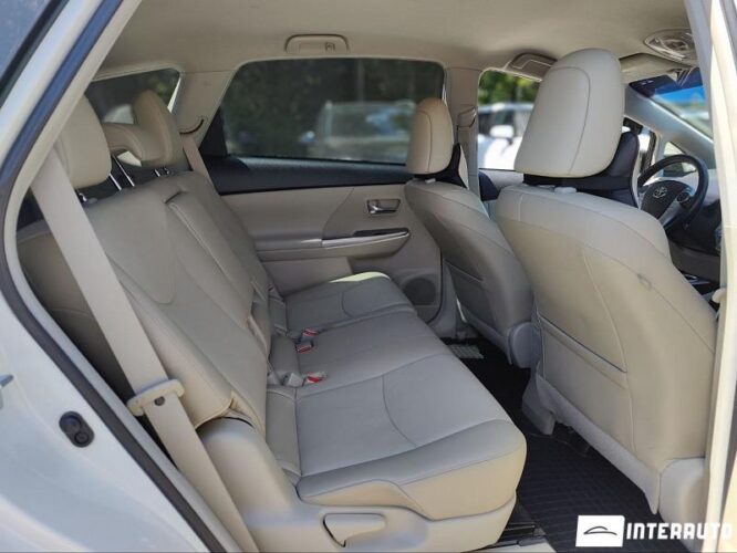 Toyota Prius Plus / V 38 interauto-car