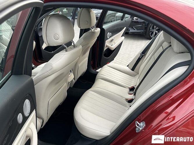 Mercedes E 300 47 interauto-car