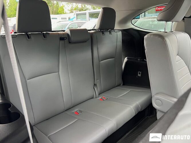 Toyota Highlander 56 interauto-car