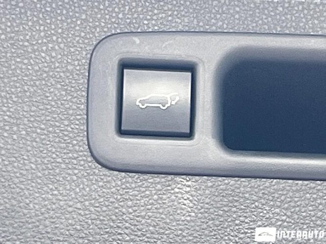 Toyota Highlander 59 interauto-car