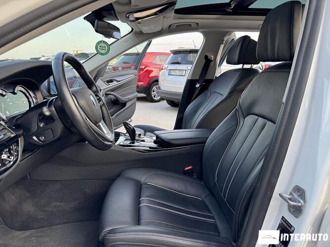 BMW 530 38 interauto-car