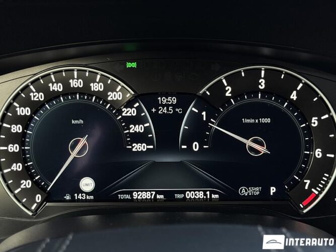 BMW 530 41 interauto-car