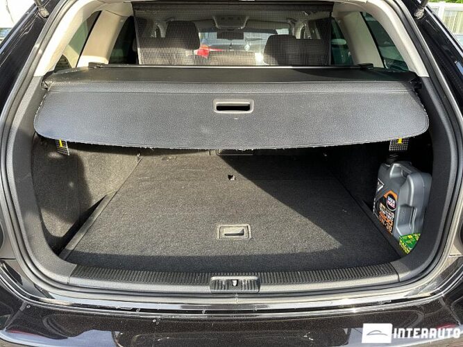 Volkswagen Golf 42 interauto-car