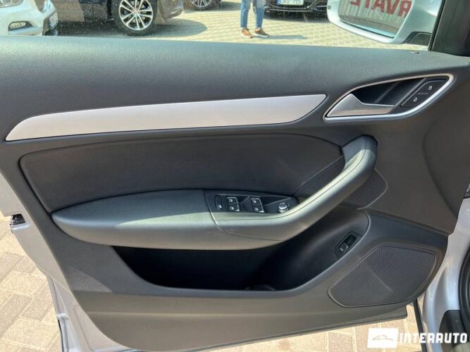 Audi Q3 36 interauto-car