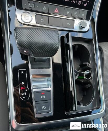 Audi Q8 52 interauto-car