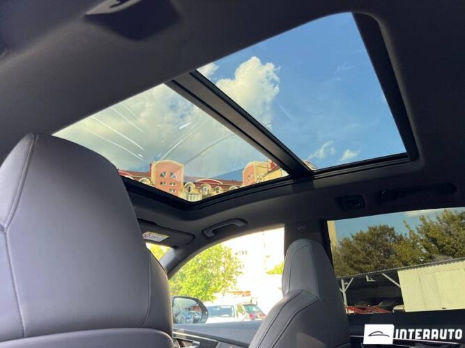 Audi Q8 57 interauto-car