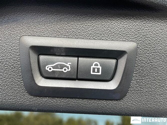 BMW X5 4.5e 53 interauto-car