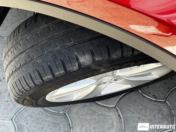 Toyota Rav-4 45 interauto-car