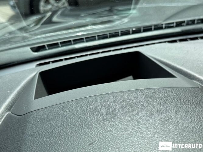 BMW X4 3.5i 43 interauto-car