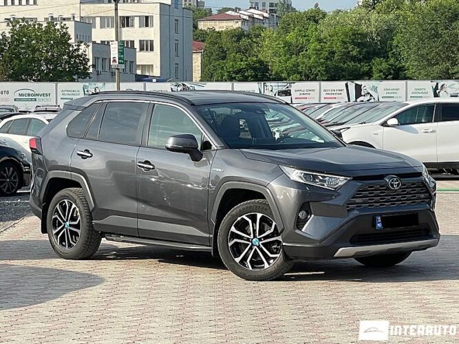 Toyota Rav-4 33 interauto-car