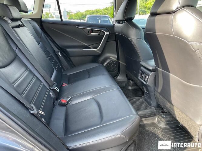 Toyota Rav-4 46 interauto-car