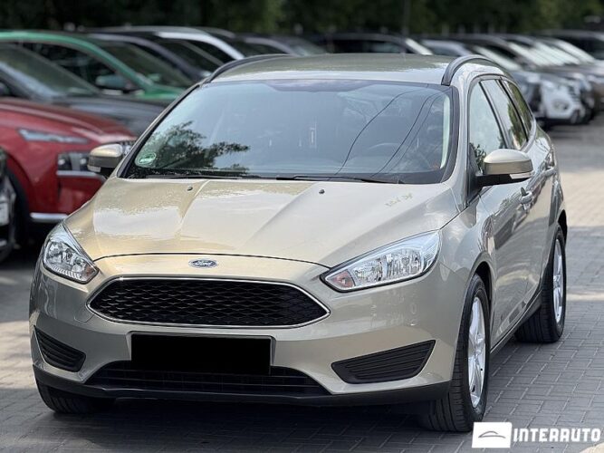 Ford Focus 27 interauto-car