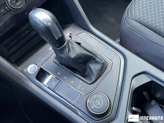 Volkswagen Tiguan 46 interauto-car