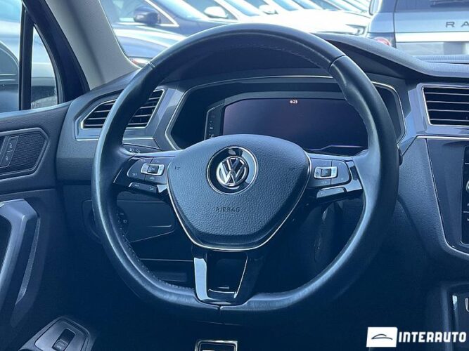 Volkswagen Tiguan 41 interauto-car