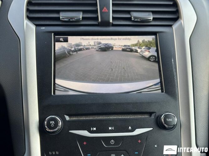 Ford Fusion 39 interauto-car