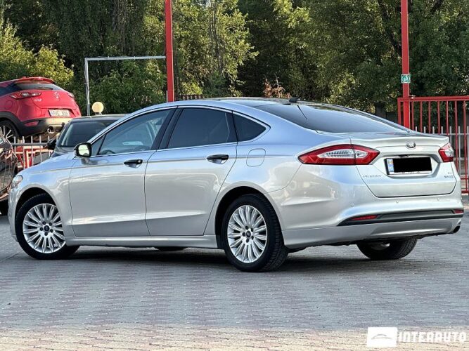Ford Fusion 31 interauto-car