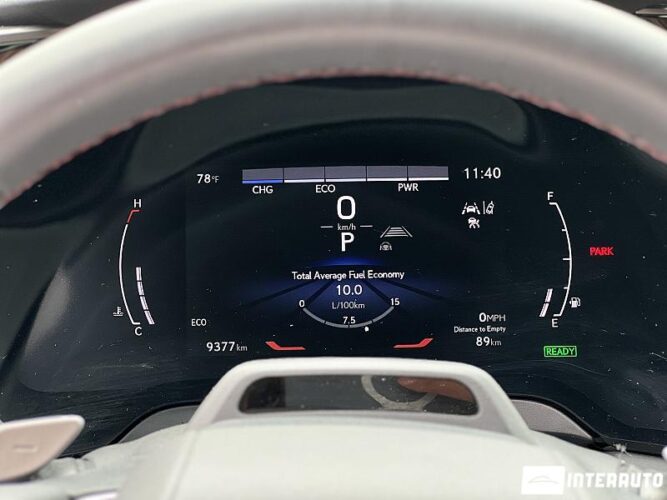 Lexus RX 500h 52 interauto-car