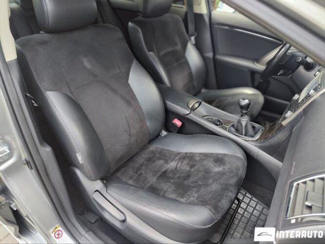 Toyota Avensis 34 interauto-car