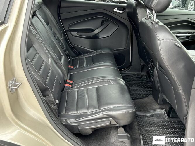 Ford Escape 45 interauto-car