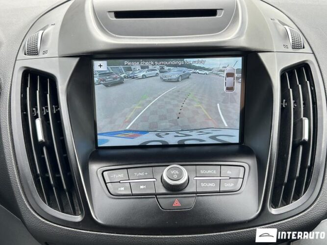 Ford Escape 41 interauto-car