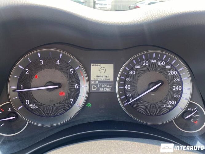 Infiniti Q70 38 interauto-car