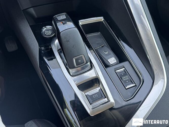 Peugeot 3008 40 interauto-car