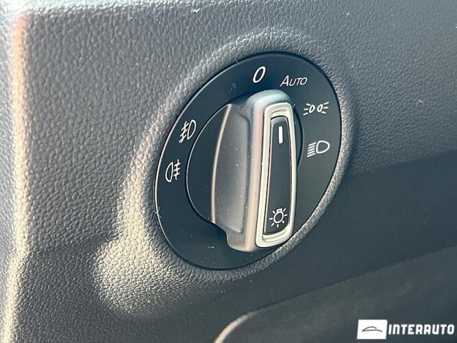 Volkswagen T-Roc 55 interauto-car