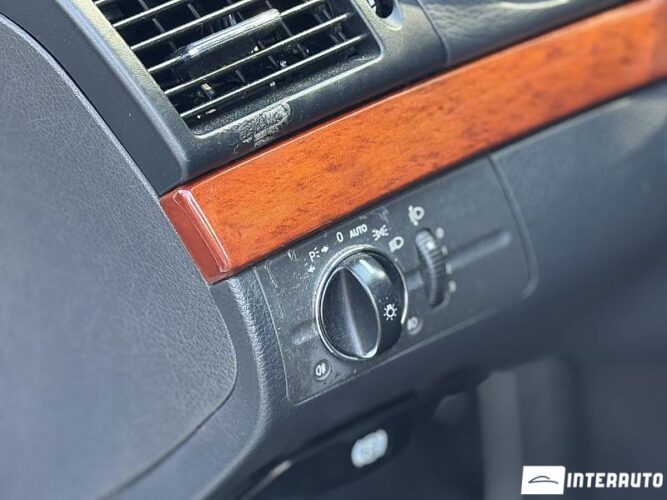 Mercedes E 220 36 interauto-car